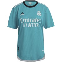 Форма футбольного клуба Реал Мадрид 2021/2022 Резервная (комплект: футболка + шорты + гетры)   