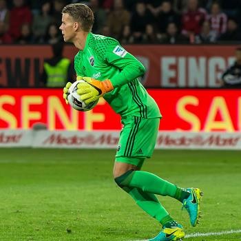 The male kit of the goalkeeper of the football club Ingolstadt 04 2016/2017 (set: T-shirt + shorts + leggings)