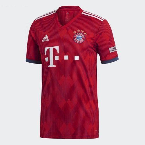 T-shirt jogador de futebol do clube Baviera Munique Robert Lewandowski (Robert Lewandowski) 2018/2019
