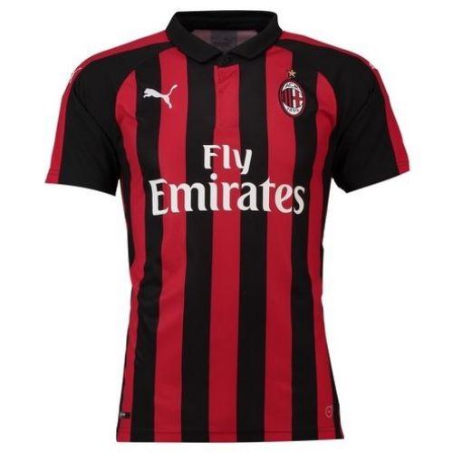 The form of the football club Milan 2018/2019 Home (set: T-shirt + shorts + leggings)