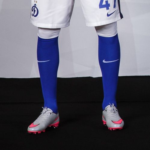 Clube polainas de futebol Dynamo Moscow 2015/2016 Início