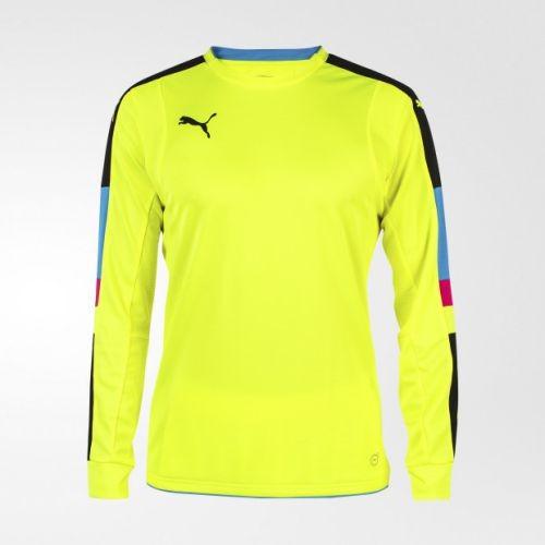 La forma masculina del portero del club de fútbol Krasnodar 2016/2017 Inicio (conjunto: camiseta + pantalones cortos + polainas)