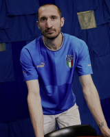 Форма сборной Италии 2022/2023 Домашняя (комплект: футболка + шорты + гетры) 