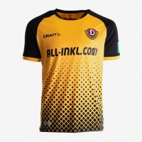 Форма футбольного клуба Динамо Дрезден 2020/2021 Домашняя  (комплект: футболка + шорты + гетры) 