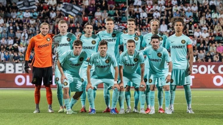 Форма футбольного клуба 2DROTS Домашняя (комплект: футболка + шорты + гетры) 