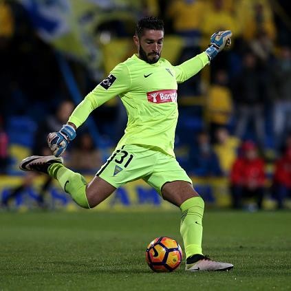 The male kit of the goalkeeper football club Estoril-Praia 2016/2017 (set: T-shirt + shorts + leggings)