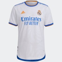 Детская форма футбольного клуба Реал Мадрид 2021/2022 Домашняя (комплект: футболка + шорты + гетры)    