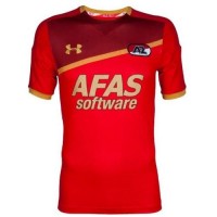 The kit of the football club AZ 2017/2018 Home (set: T-shirt + shorts + leggings)