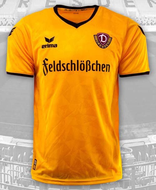 T-shirt do clube de futebol Dinamo Dresden 2016/2017