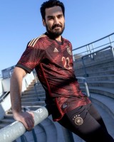 Форма сборной Германии 2022/2023 Гостевая (комплект: футболка + шорты + гетры)