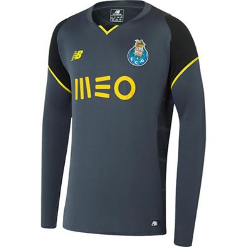 A forma masculina do goleiro do clube de futebol Porto 2016/2017 Convidado (conjunto: T-shirt + calções + leggings)