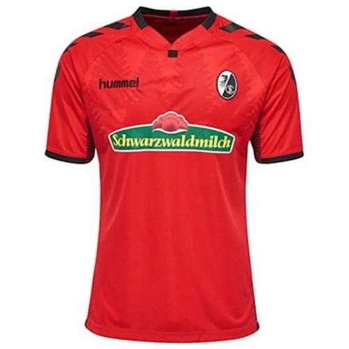 A forma do clube de futebol Freiburg 2017/2018 Inicio (conjunto: T-shirt + calções + leggings)