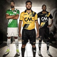 A forma do clube de futebol NAC Breda 2017/2018 (conjunto: T-shirt + calções + leggings)