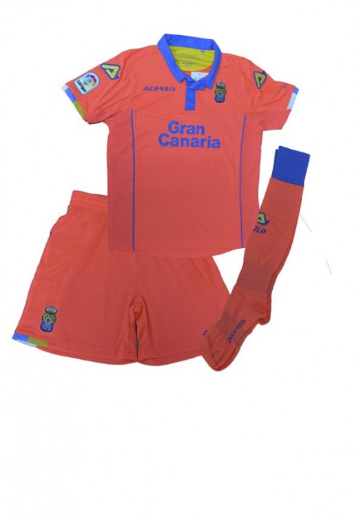 A forma do clube de futebol Las Palmas 2016/2017 (conjunto: T-shirt + calções + leggings)