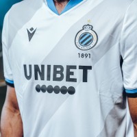 Форма футбольного клуба Брюгге 2020/2021 Гостевая (комплект: футболка + шорты + гетры)  