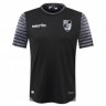 A forma masculina do guarda-redes do clube de futebol Vitória Guimarães 2016/2017 (conjunto: T-shirt + calções + leggings)