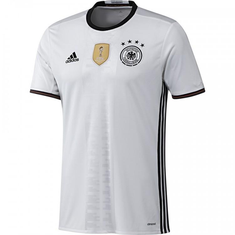 Форма игрока Сборной Германии Марио Гомес (Mario Gomez Garcia) 2015/2016 (комплект: футболка + шорты + гетры)