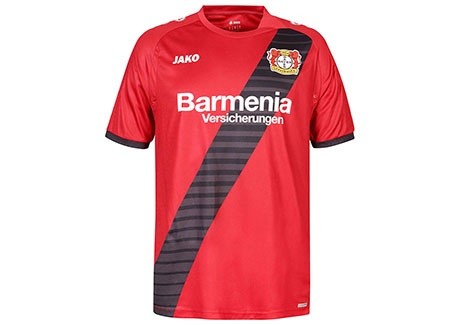 A forma do clube de futebol Bayer 04 Leverkusen 2016/2017 (conjunto: T-shirt + calções + leggings)