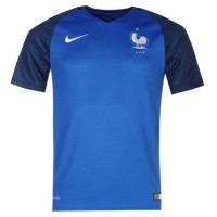 Детская форма игрока Сборной Франции Преснель Кимпембе (Presnel Kimpembe) 2017/2018 (комплект: футболка + шорты + гетры)