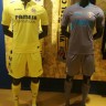 A forma do clube de futebol Villarreal 2017/2018 (conjunto: T-shirt + calções + leggings)