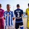 A forma do clube de futebol Pescara 2016/2017 (conjunto: T-shirt + calções + leggings)