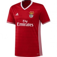 A forma do clube de futebol Benfica 2016/2017 Inicio (conjunto: T-shirt + calções + leggings)